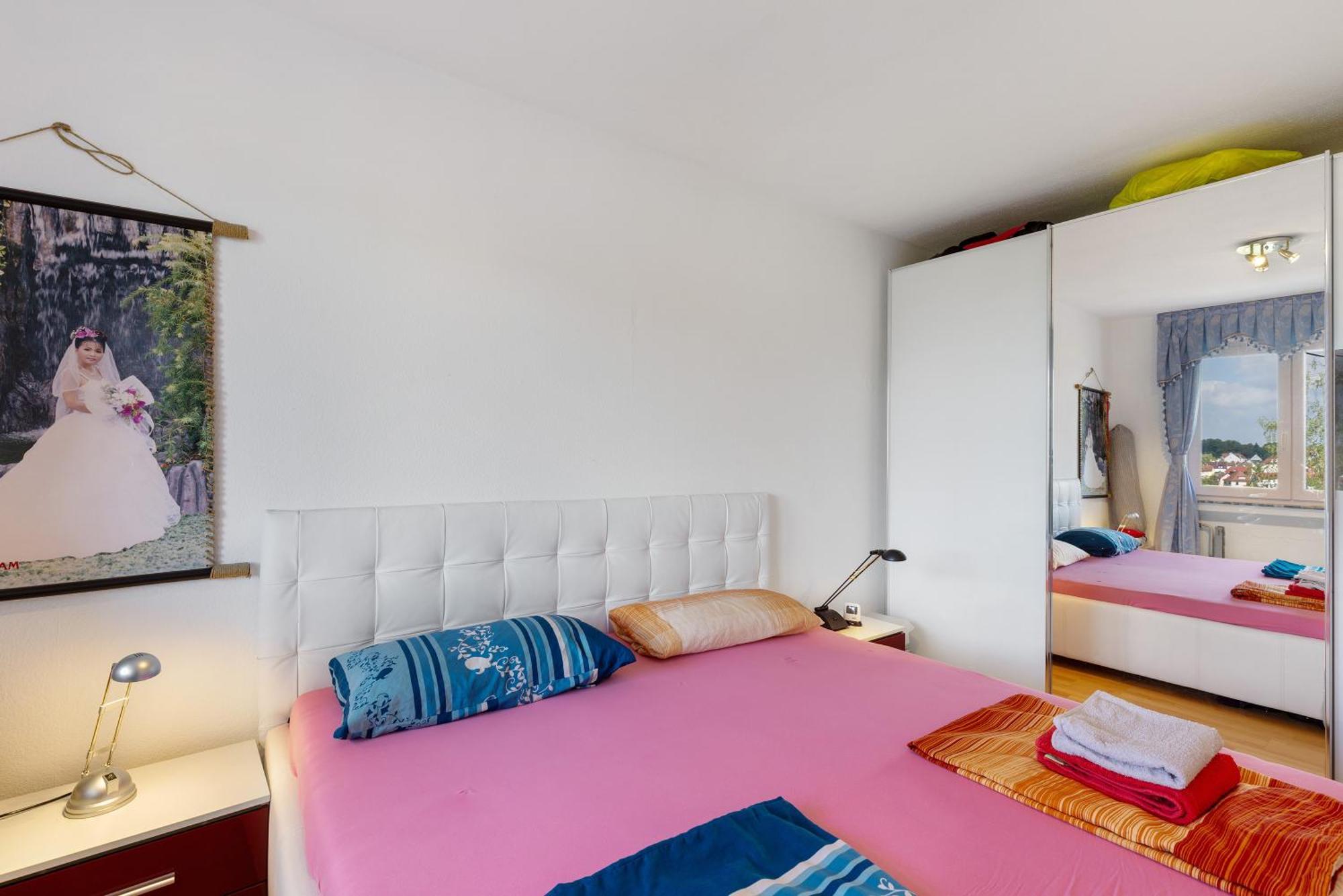 Helle, Ruhige Dachwohnung Eningen unter Achalm Esterno foto