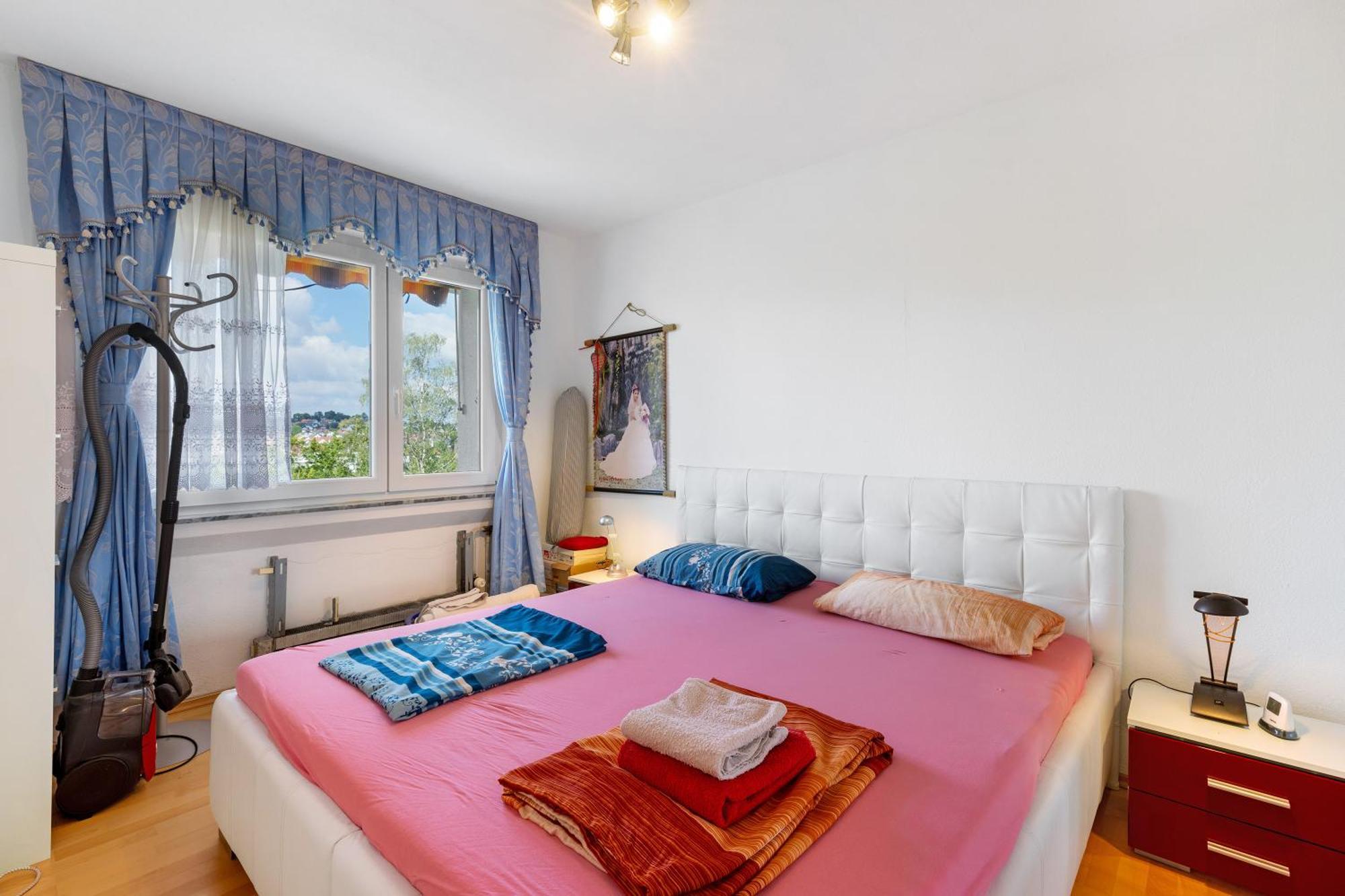 Helle, Ruhige Dachwohnung Eningen unter Achalm Esterno foto