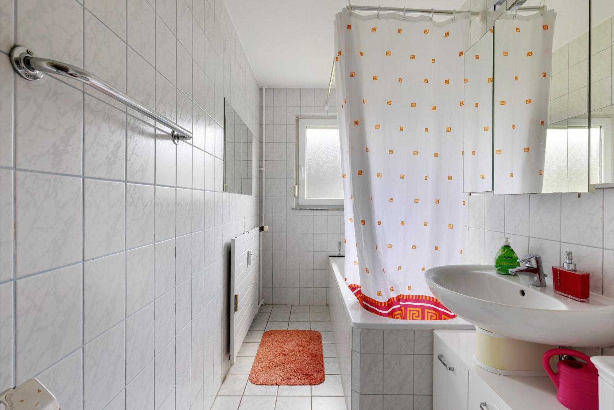 Helle, Ruhige Dachwohnung Eningen unter Achalm Esterno foto